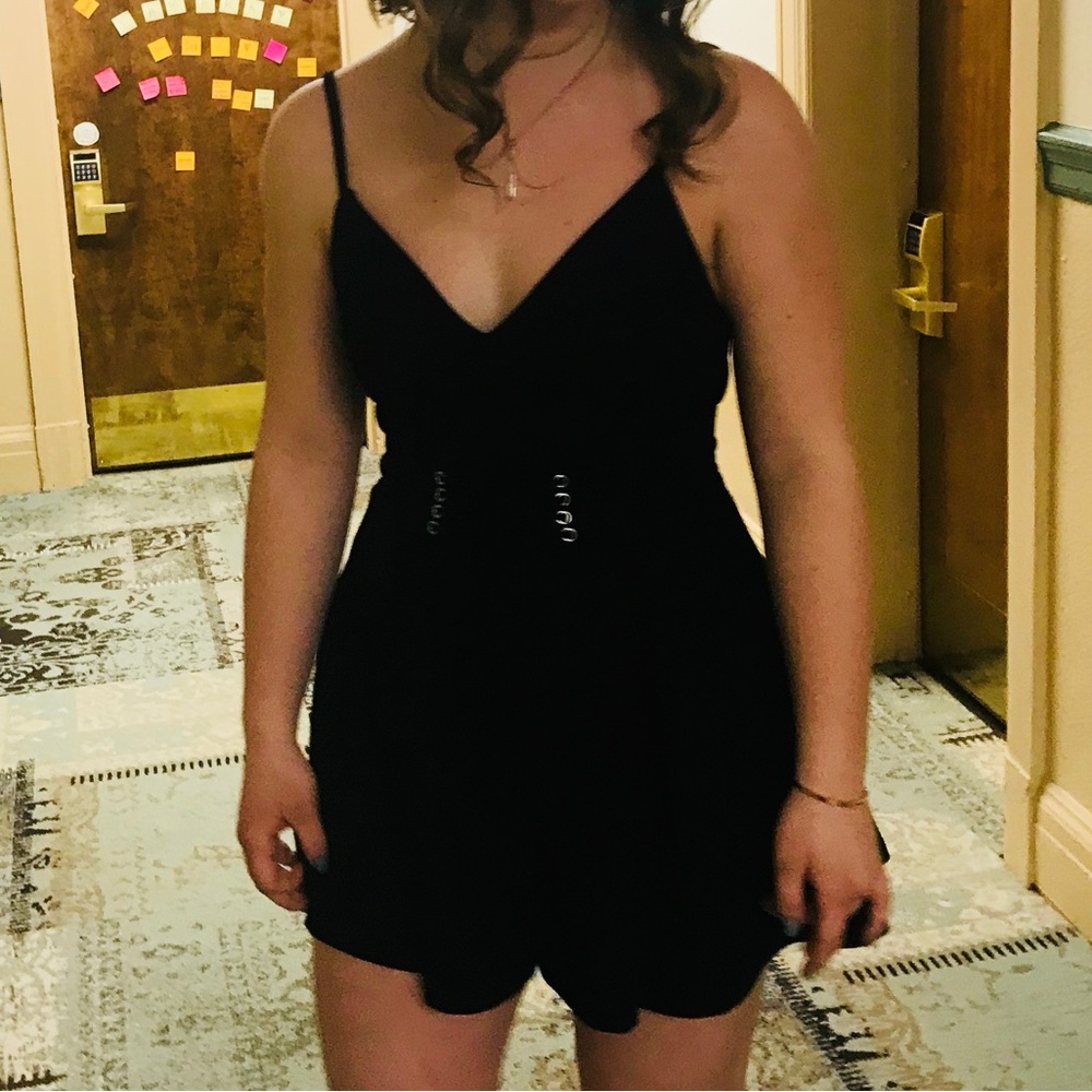 Elegant Black Sleeveless Romper